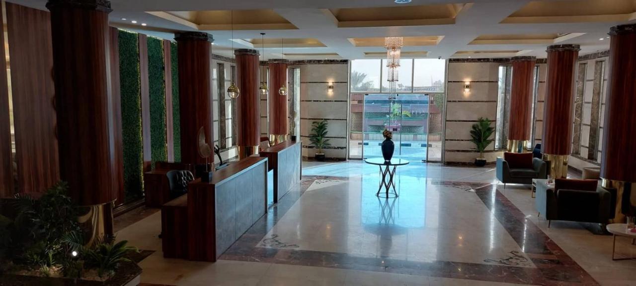 Ultra Loaloa Nile Maadi Hotel Kairo Exteriör bild