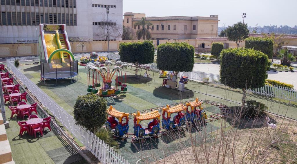 Ultra Loaloa Nile Maadi Hotel Kairo Exteriör bild