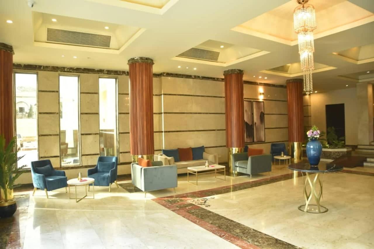 Ultra Loaloa Nile Maadi Hotel Kairo Exteriör bild