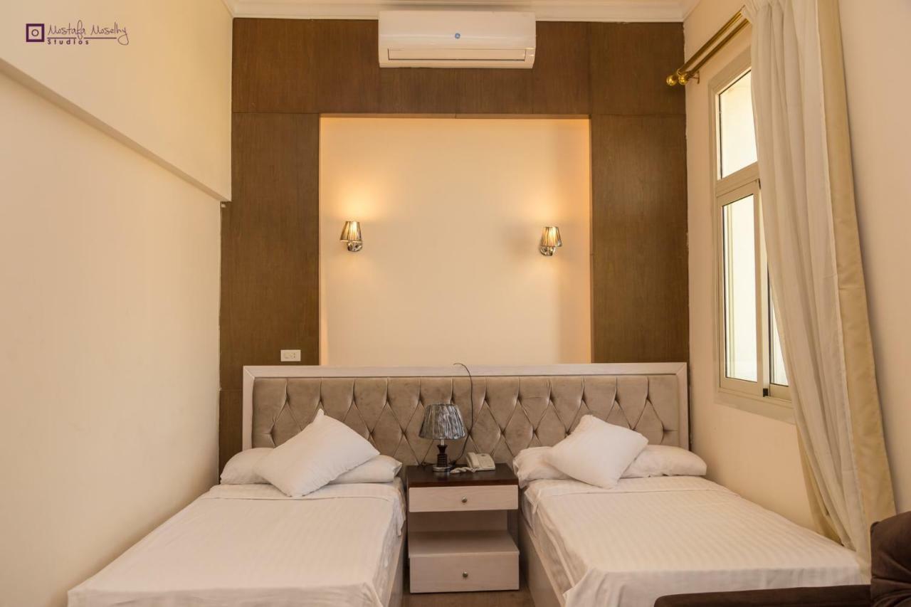 Ultra Loaloa Nile Maadi Hotel Kairo Exteriör bild