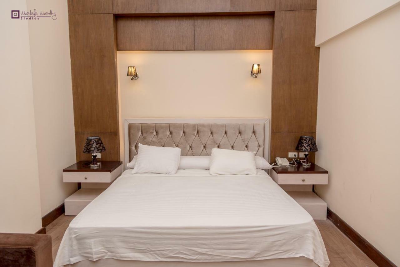 Ultra Loaloa Nile Maadi Hotel Kairo Exteriör bild